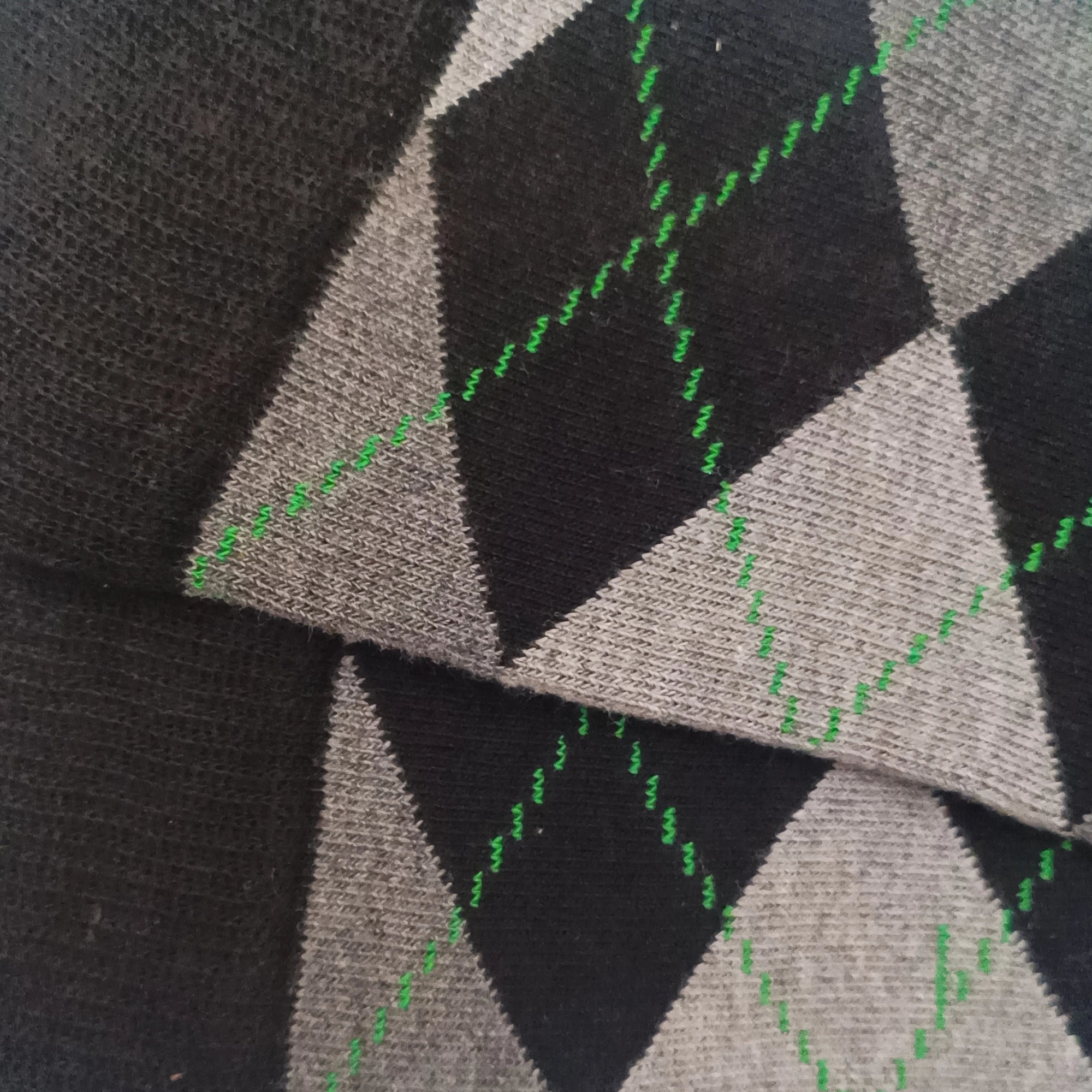 DETALLE ROMBO BLACK
