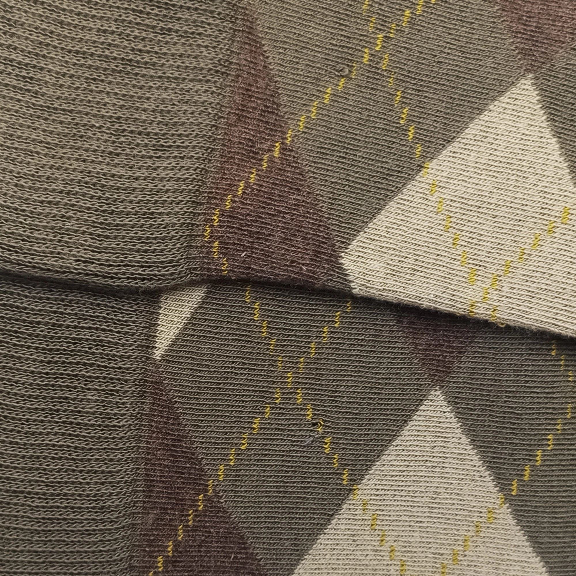 DETALLE ROMBO KHAKI