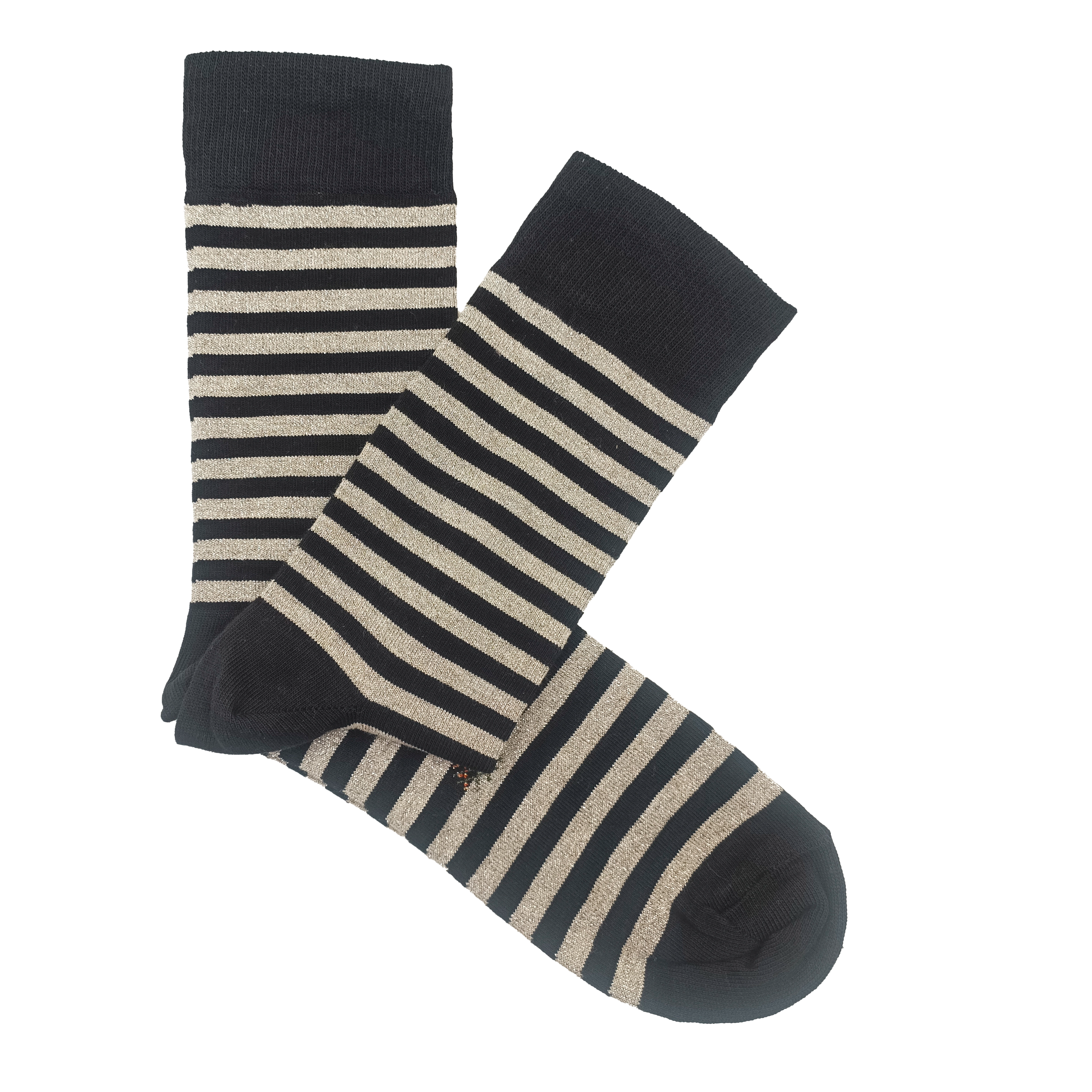 Low-lying, fine-striped, raw, black cane.