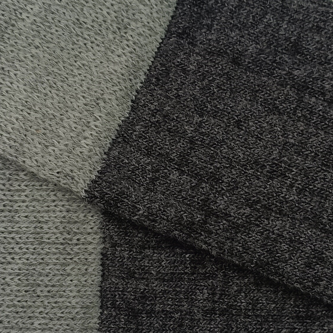 LANA-GRIS-OSCURO-GRIS-CLARO-DETALLE